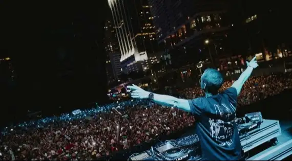 Armin Van Buuren
