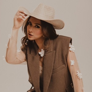 bia-torres - Fotos