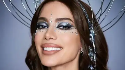 Anitta desabafa e defende plásticas recentes: "Nas fotos não está legal"