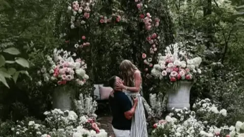 Travis Kelce relembra momento em que decidiu pedir Taylor Swift em casamento