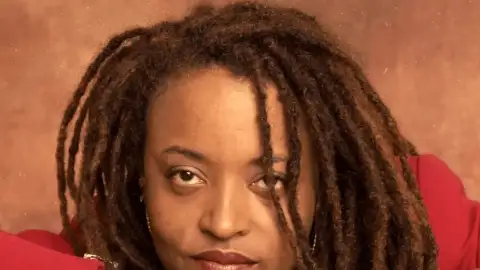 Morre Cassandra Wilson, dona de uma das vozes mais singulares do jazz, aos 70 anos