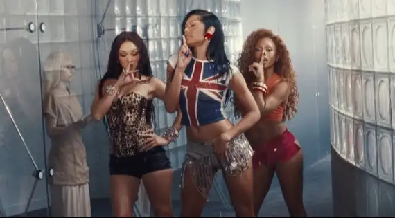 Assista ao clipe da nova música, "Leak It", com a letra e a tradução!