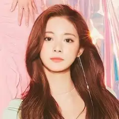 TZUYU (TWICE)